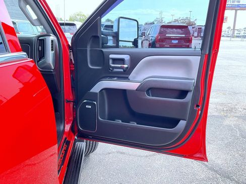 Certified 2019 Chevrolet Silverado 2500 LTZ w/ Duramax Plus Package AWD/4WD image 16