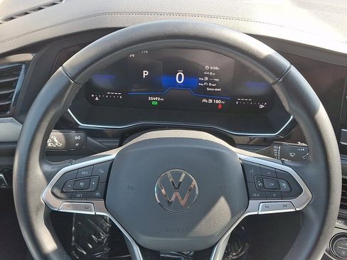 Used 2024 Volkswagen Jetta SE FWD image 20