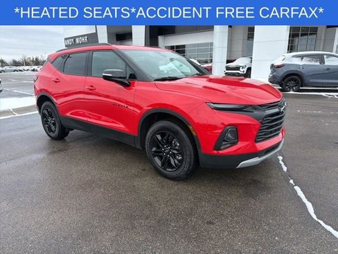 Used 2022 Chevrolet Blazer LT image 2