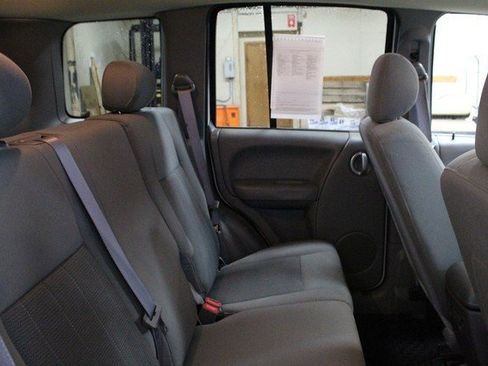 Used 2006 Jeep Liberty Limited image 13