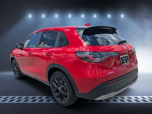 Used 2024 Honda HR-V Sport image 5