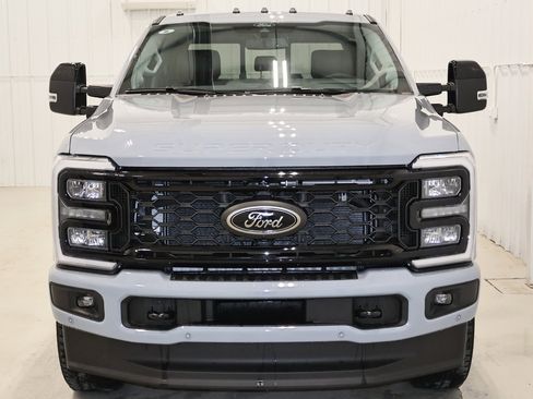 New 2025 Ford F350 Lariat w/ Lariat Ultimate Package image 3