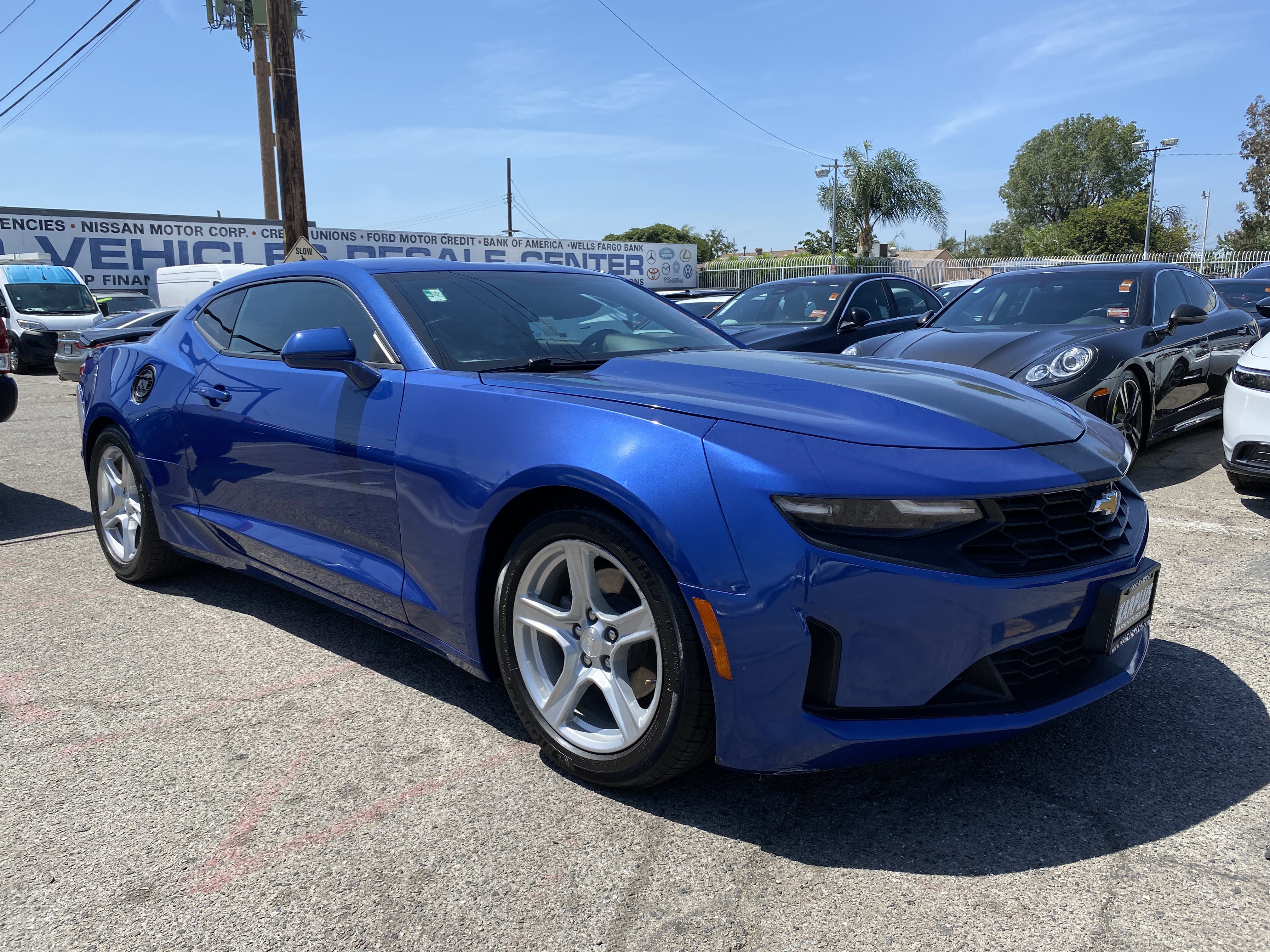 Used 2021 Chevrolet Camaro LT w/ Technology Package RWD image 7