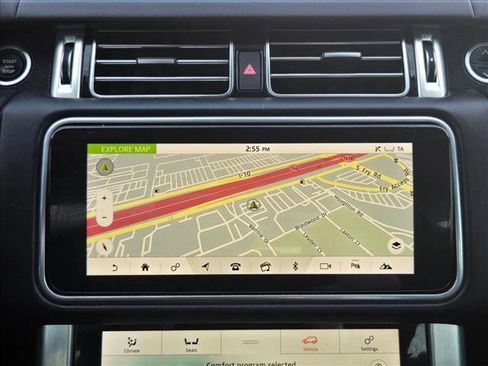 Used 2020 Land Rover Range Rover HSE image 9