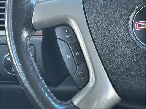 Used 2012 GMC Yukon XL SLE w/ Convenience Package AWD/4WD image 22
