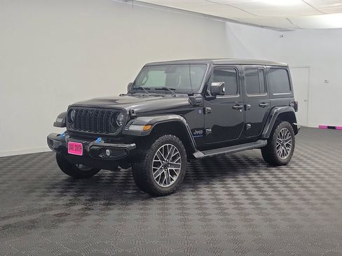 Used 2024 Jeep Wrangler High Altitude image 1