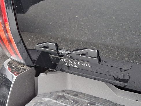 New 2026 Toyota Tundra Platinum image 6