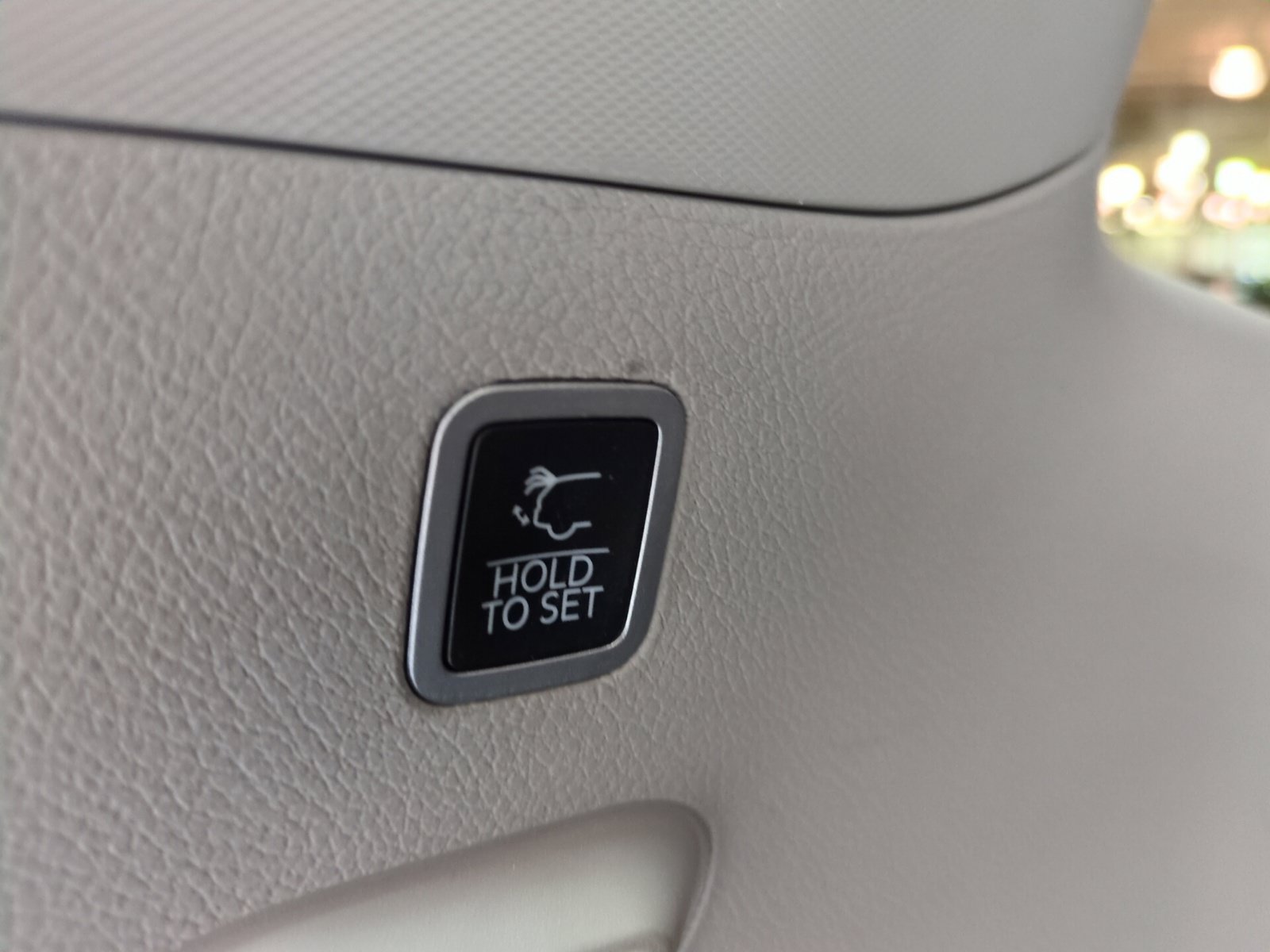Used 2022 Jeep Wagoneer Series II AWD/4WD image 16