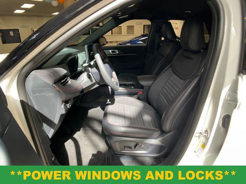 New 2025 Ford Explorer ST-Line w/ Premium Package image 17