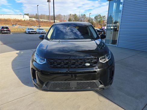 Used 2023 Land Rover Discovery Sport S image 11