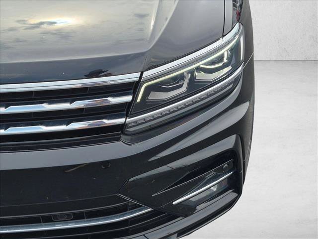 Used 2021 Volkswagen Tiguan SEL Premium R-Line AWD/4WD image 9