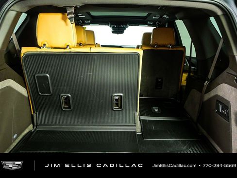 Used 2024 Cadillac Escalade Sport w/ LPO, ONYX Package AWD/4WD image 34