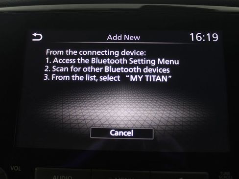 Used 2024 Nissan Titan SV image 42