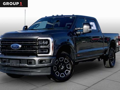 Used 2026 Ford F250 Platinum AWD/4WD image 1