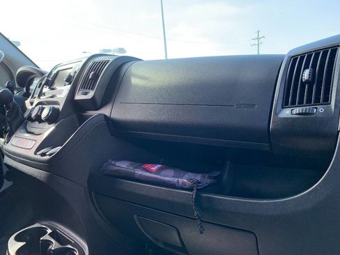 Used 2021 RAM ProMaster 2500 image 19