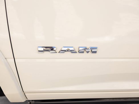 Used 2023 RAM 3500 Limited image 22