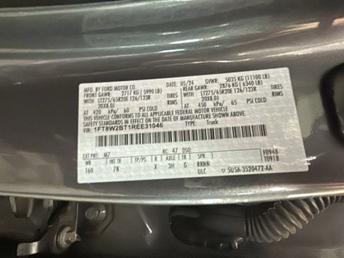 Used 2024 Ford F250 Platinum AWD/4WD image 12