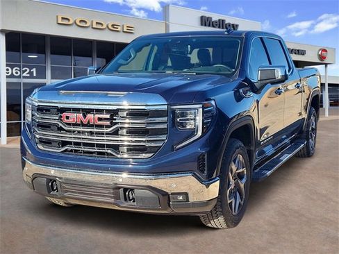 Used 2022 GMC Sierra 1500 SLT w/ SLT Premium Plus Package image 2