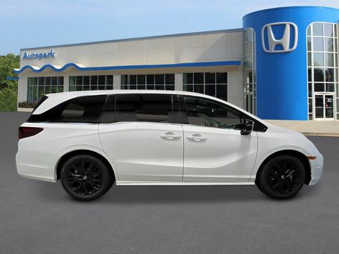 New 2026 Honda Odyssey Sport-L image 8