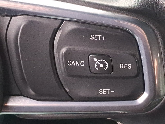 Used 2022 Jeep Wrangler Unlimited Sahara w/ Cold Weather Group AWD/4WD image 22