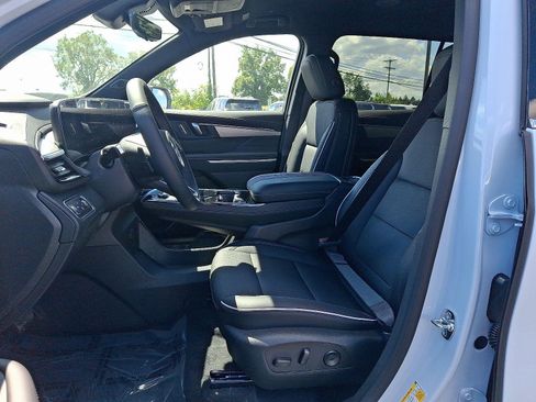 New 2026 Buick Enclave Preferred w/ Power Package image 7