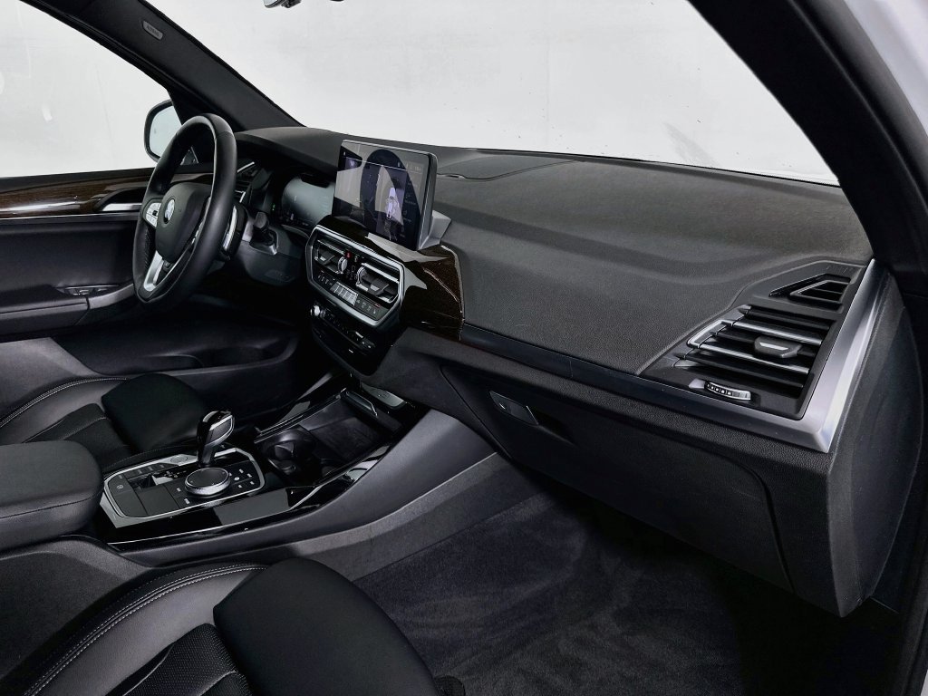 Used 2023 BMW X3 sDrive30i w/ Premium Package RWD image 30