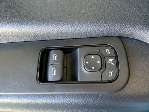 Used 2023 Mercedes-Benz Sprinter 2500 image 20