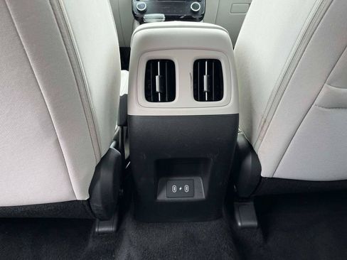 Used 2026 Hyundai Tucson SEL FWD image 4