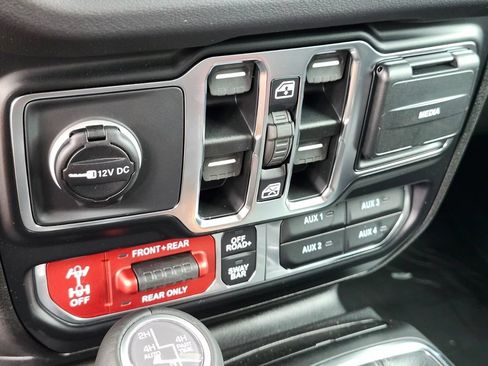 New 2026 Jeep Gladiator Rubicon AWD/4WD image 24