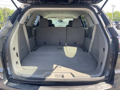 Used 2017 Chevrolet Traverse LS AWD/4WD image 26