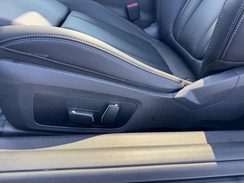 Used 2024 BMW M240i Coupe w/ Premium Package RWD image 13