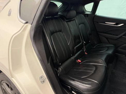 Used 2018 Maserati Levante GranSport AWD/4WD image 33