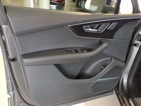 Used 2023 Audi Q7 2.0T Premium Plus w/ Premium Plus Package image 9