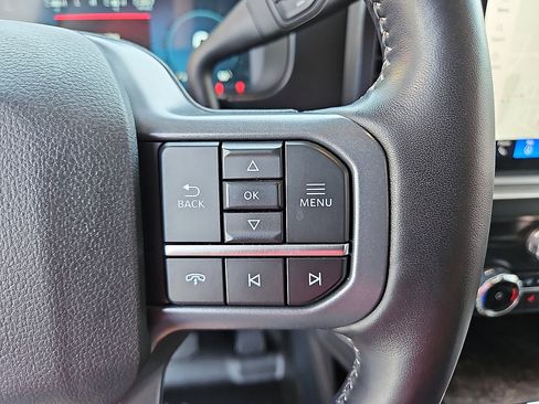 Used 2023 Ford F250 Lariat w/ Lariat Ultimate Package AWD/4WD image 18