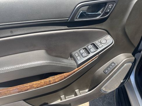 Used 2019 Chevrolet Tahoe LT AWD/4WD image 18