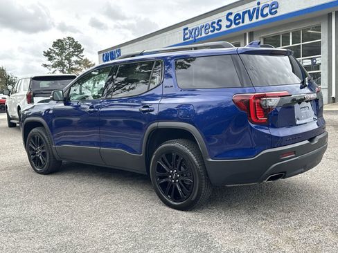 Certified 2023 GMC Acadia SLE w/ Driver Convenience Package image 8