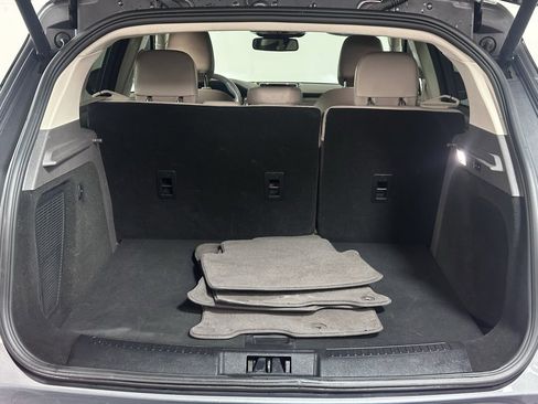 Used 2021 Lincoln Corsair AWD w/ Equipment Group 101A image 6