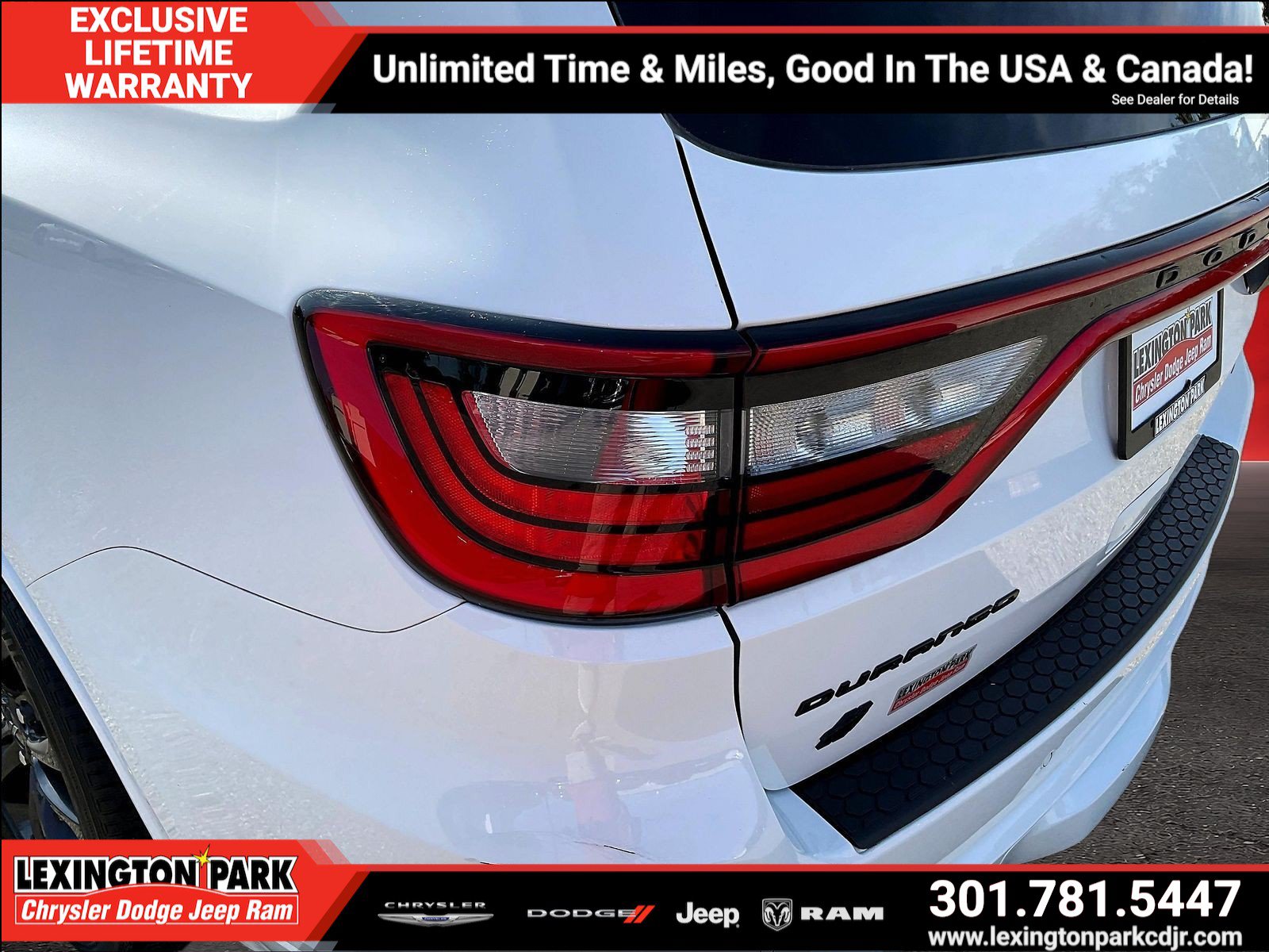 Used 2022 Dodge Durango R/T w/ Blacktop Package AWD/4WD image 22