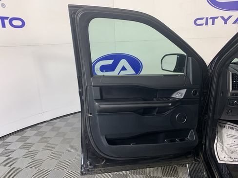 Used 2020 Ford Expedition XLT w/ Equipment Group 202A image 13