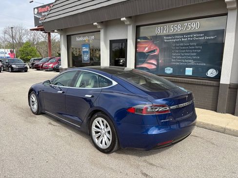 Used 2017 Tesla Model S 60 image 3