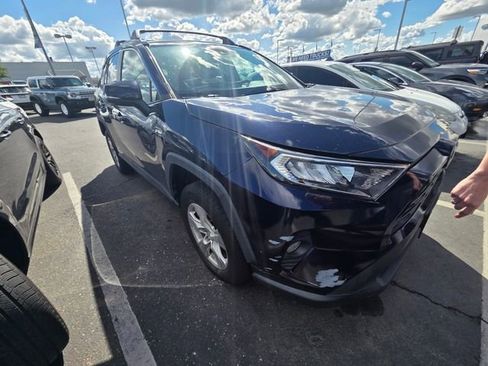 Used 2020 Toyota RAV4 XLE w/ All Weather Liner Package FWD image 2