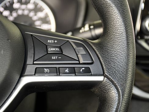 Used 2024 Nissan Altima 2.5 SV FWD image 22