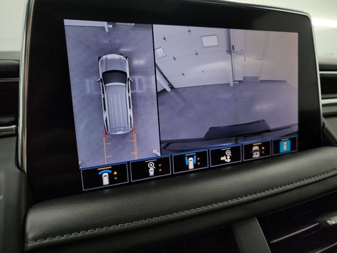 Used 2021 Chevrolet Tahoe LT image 18