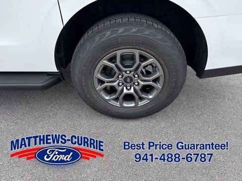 New 2026 Ford Expedition Max Active RWD image 16