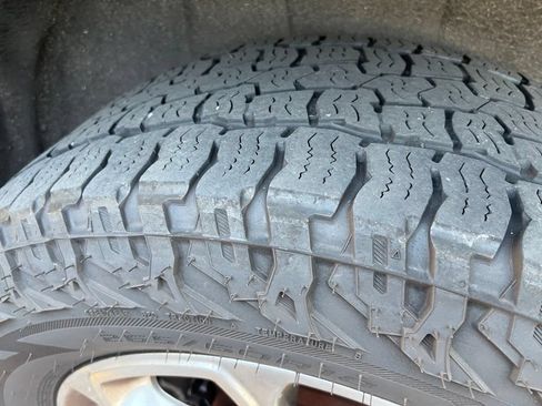 Used 2016 Jeep Grand Cherokee Limited AWD/4WD image 8