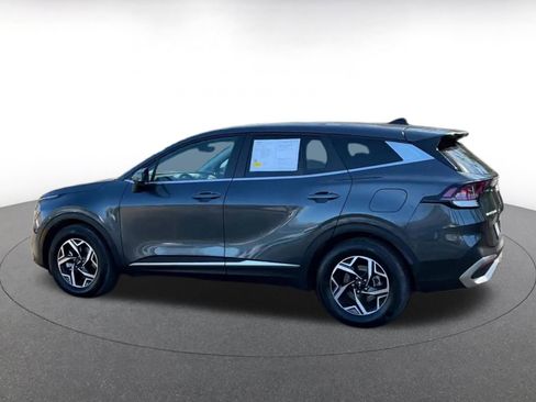 Used 2025 Kia Sportage LX image 10