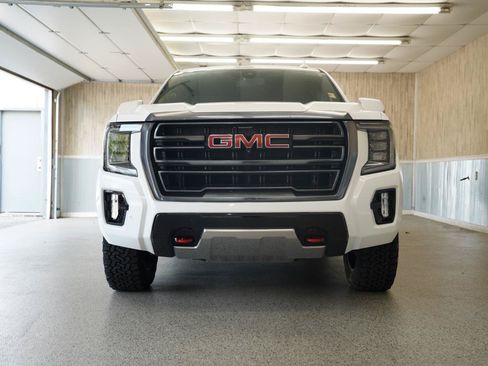 Used 2021 GMC Yukon XL AT4 w/ Rear Media and Nav Package AWD/4WD image 2