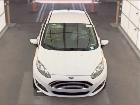 Used 2019 Ford Fiesta SE w/ Equipment Group 201A FWD image 3