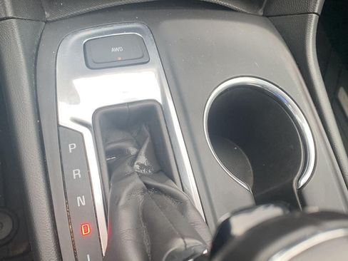 Used 2019 Chevrolet Equinox LT AWD/4WD image 10