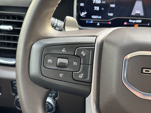 Used 2024 GMC Sierra 1500 Denali w/ Technology Package AWD/4WD image 18